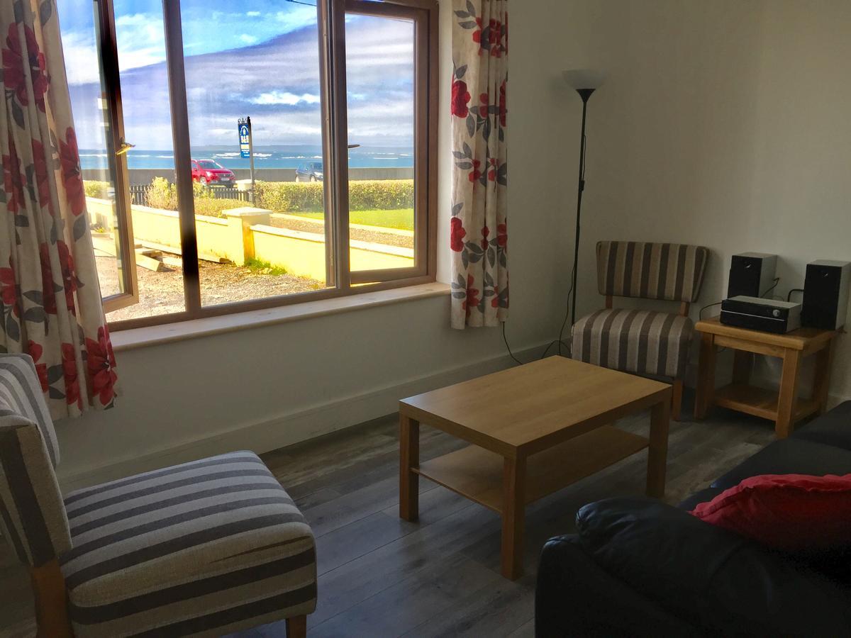 Seafield House Apartman Quilty Kültér fotó