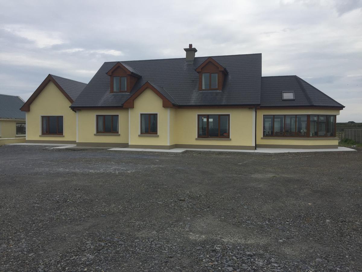 Seafield House Apartman Quilty Kültér fotó